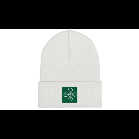 Clothes - Picture 2 of 8